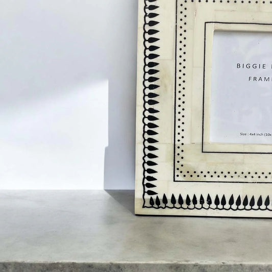 Biggie Best Ivory & Black 5X7 Picture Frame