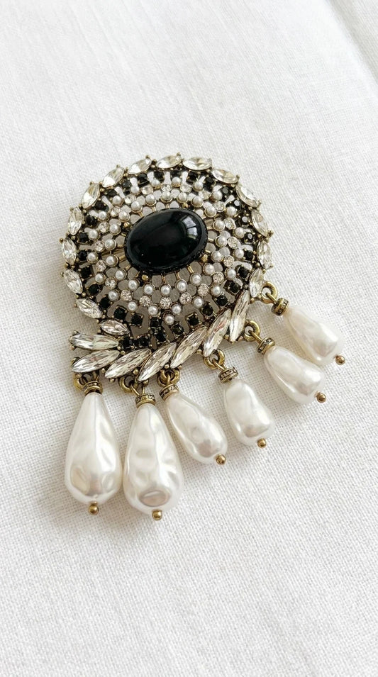 Baroque Style Black Stone & Pearl Brooch