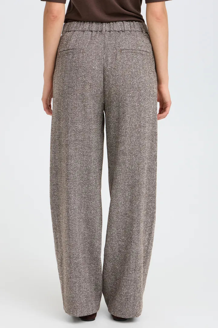Vea Herringbone Brown Trousers