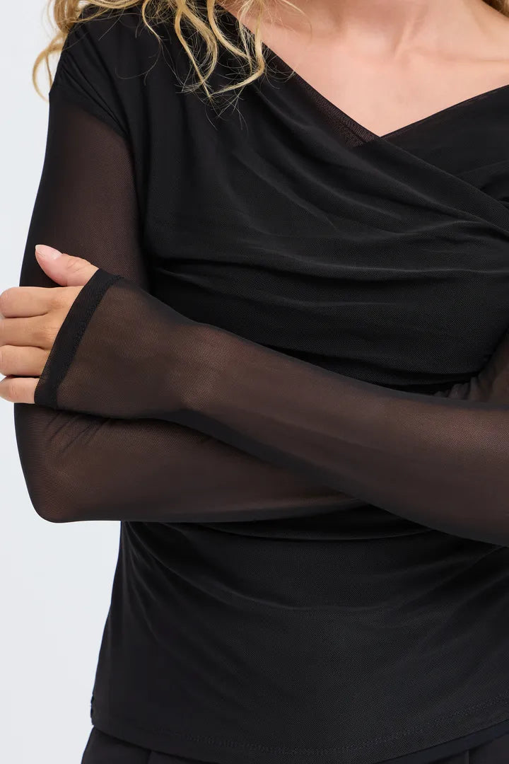 Black Toa Wrap Top