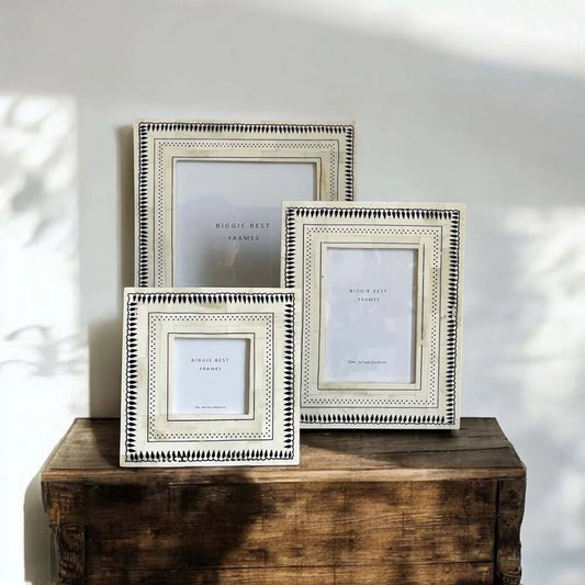 Biggie Best Ivory & Black 4x4 Picture Frame