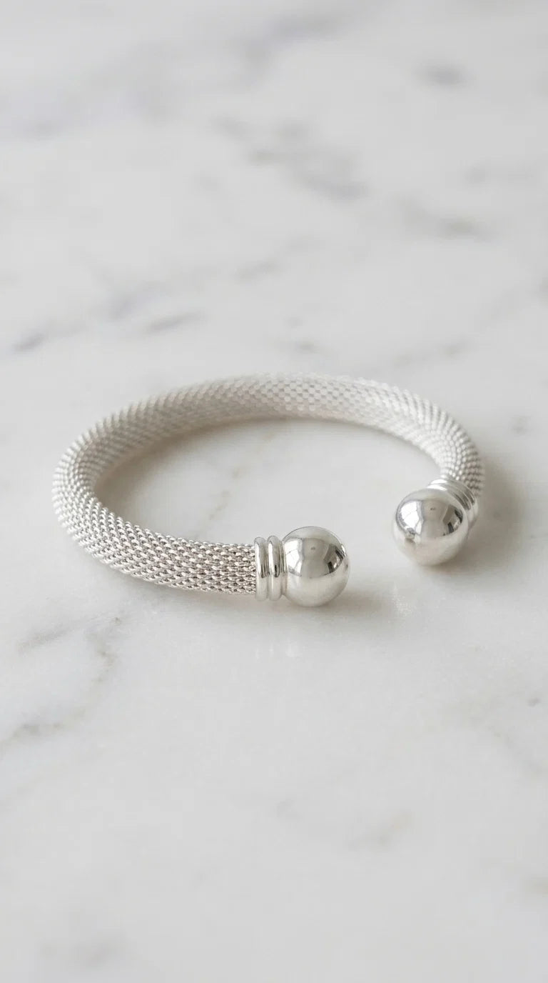 Silver Bangle with Silver Bar Detail