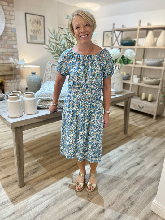 Blue Ditzy Print Midi Dress - Size 14-18