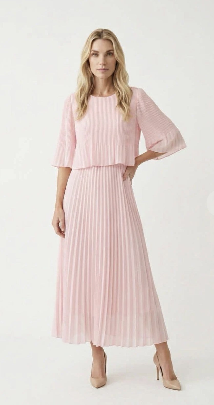 KM6663 Round Neck Plisse Dress